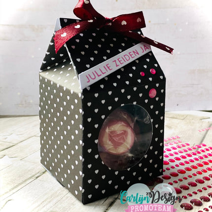 Ilona Maakt Celebration Carton Snijmallen CDSN-0336